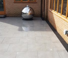 Paving, building extensions and landscaping by Aaron Paving Essex Paving, building extensions and landscaping by Aaron Paving Essex