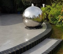 Paving, building extensions and landscaping by Aaron Paving Essex Paving, building extensions and landscaping by Aaron Paving Essex