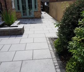 Paving, building extensions and landscaping by Aaron Paving Essex Paving, building extensions and landscaping by Aaron Paving Essex