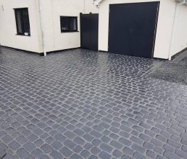 Paving, building extensions and landscaping by Aaron Paving Essex Paving, building extensions and landscaping by Aaron Paving Essex