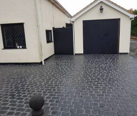 Paving, building extensions and landscaping by Aaron Paving Essex Paving, building extensions and landscaping by Aaron Paving Essex